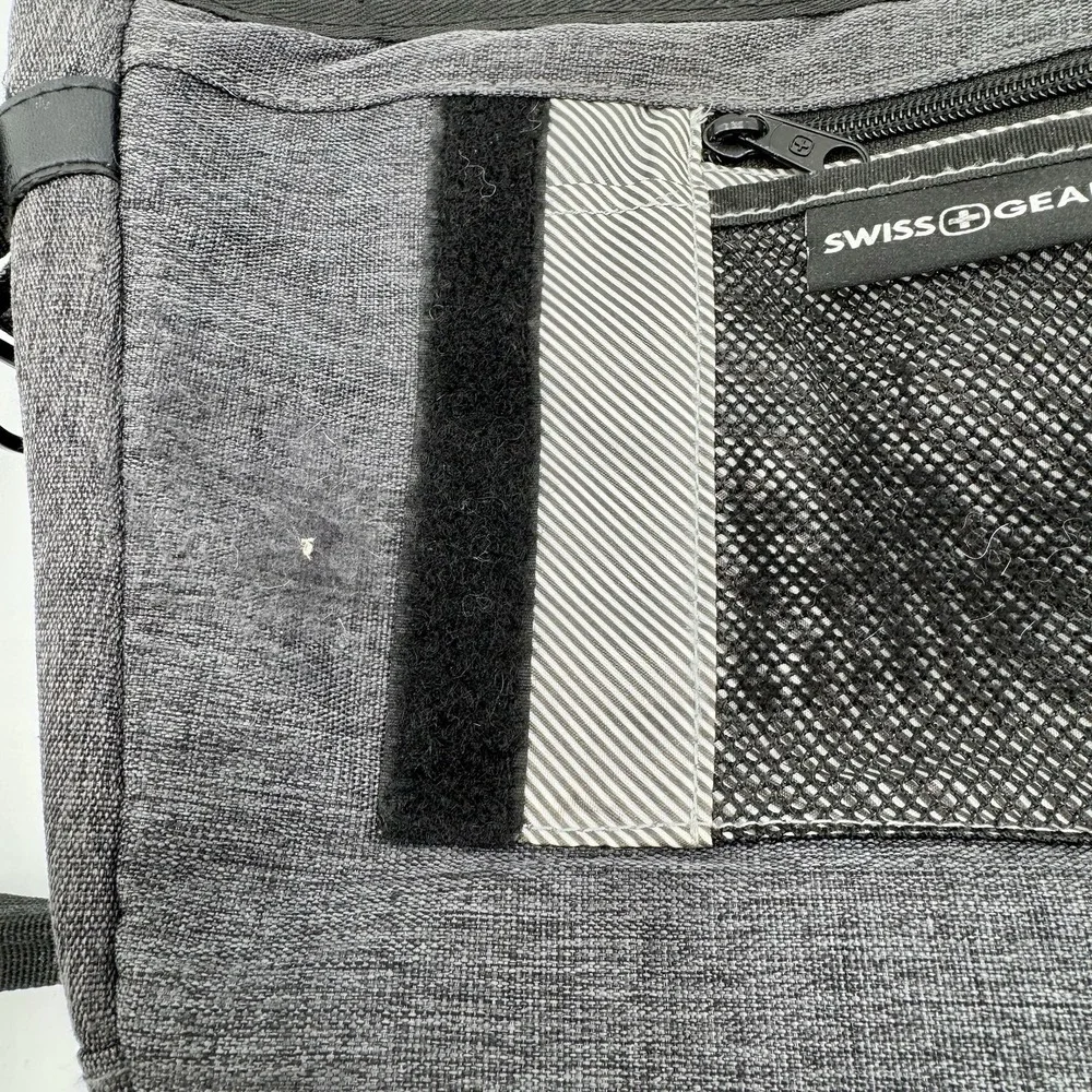 Swiss Gear Messenger Bag Laptop With Adjustable Strap